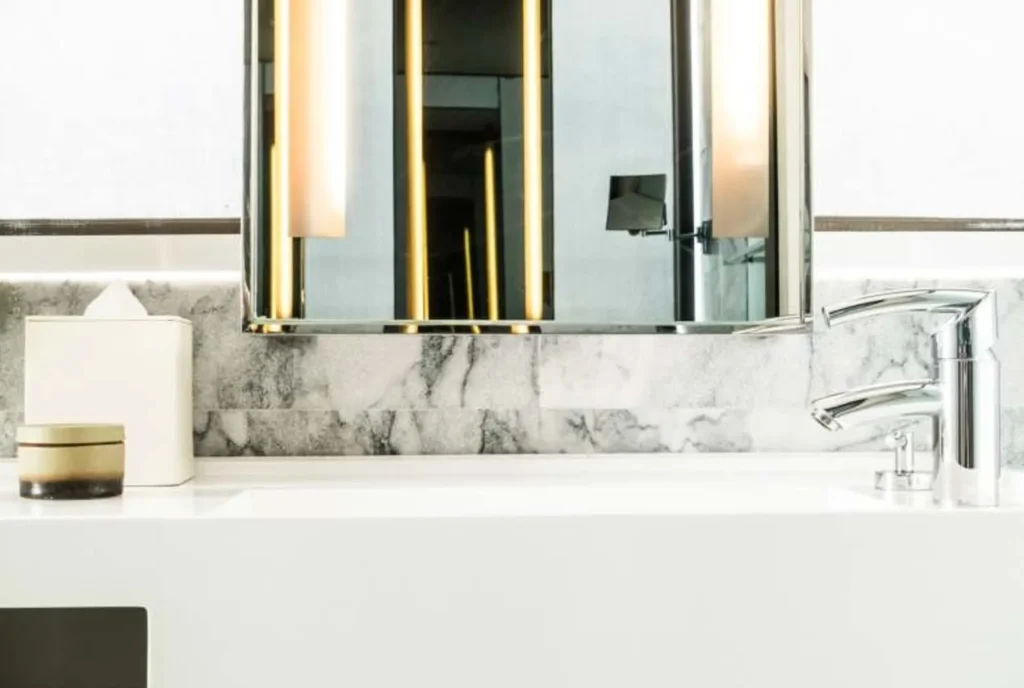 Radiant-Square-35